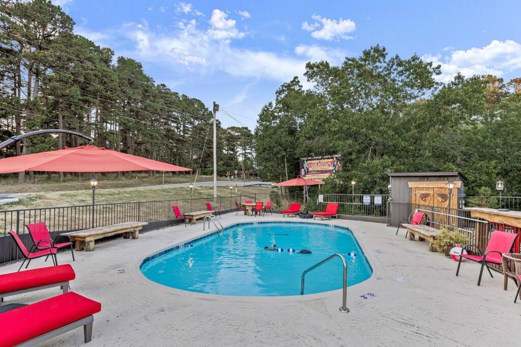 Stonegate Lodge King Bed Wifi 50 Roku Tv Salt Water Pool Room #104 Юрика Спрингс Экстерьер фото
